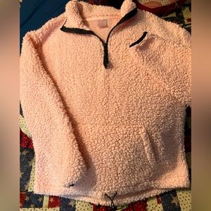 No Boundaries Fleeve Pullover Large 100 % poly